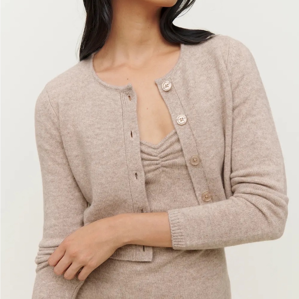 Reformation Isola Cashmere Set - Picture 4 of 9
